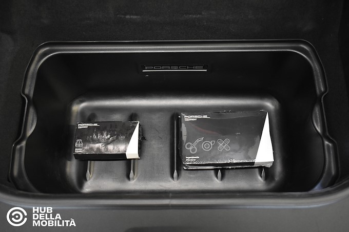 PORSCHE 911 Carrera S